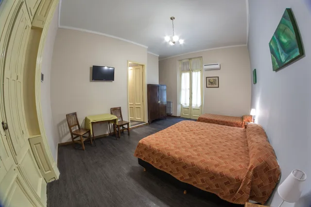 غرفة قياسية ثلاثية، HOTEL REINA 5/5