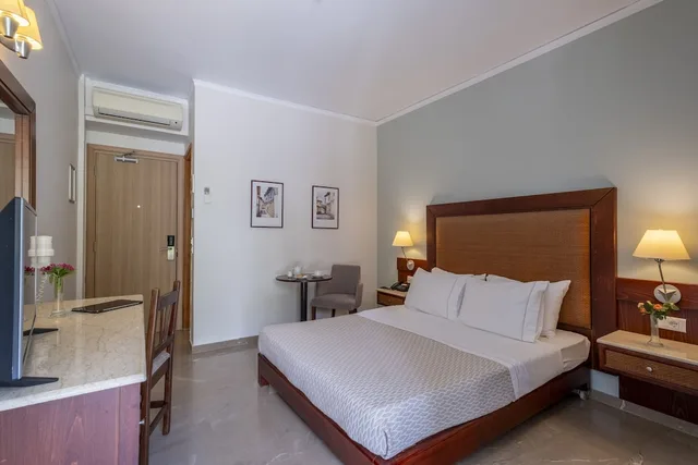 Room, Single, Single Bed, Garden View, Balcony, John George 2/6