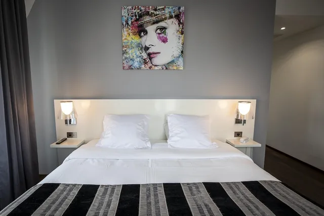 غرفة حصرية بسرير كينج، Le Manoir Hotel, BW Signature Collection 2/3