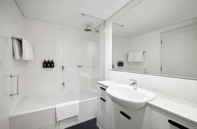 1 Bedroom, Renovated, Apartment, King Bed، Adina Apartment Hotel Perth 3/3