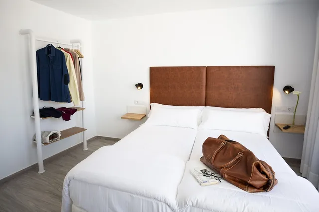 غرفة قياسية بسرير مزدوج، Basic Hotel Sevilla Catedral 1/2