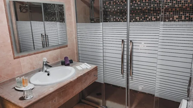 جناح جونيور بسرير كينج، SANDY PALACE HOTEL 8/9