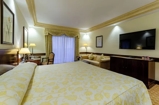 جناح جونيور بسرير كينج، Olissippo Lapa Palace 1/3