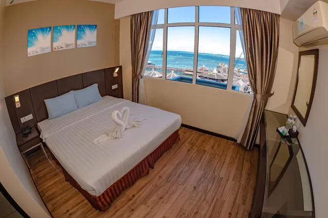 غرفة ديلوكس بسرير كينج بإطلالة على البحر، Wave View Hotel 1/1