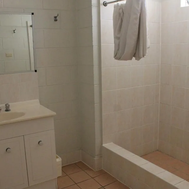 Motel، Oasis Inn Apartments 8/8