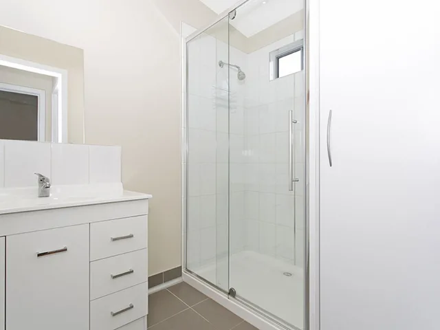 كابينة سوبيريور بسرير كوين وسريرين منفصلين، PORTLAND HOLIDAY VILLAGE 2/2
