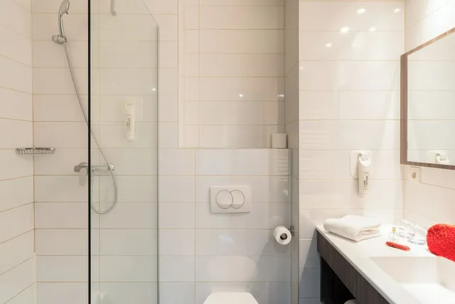 غرفة ثلاثية بسرير كوين، HEVEA APPART HOTEL 3/4