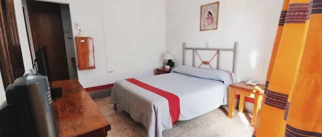 غرفة قياسية بسرير مزدوج، Posada del Cid 3/10