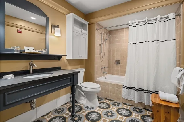 Pinnacle, 2 Queen Beds, Mountain View، Trapp Family Lodge 4/4