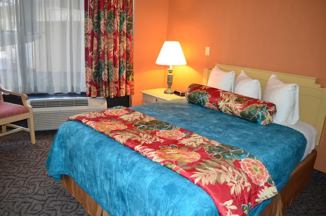 1 Bedroom, Suite, Sun Viking Lodge 2/6