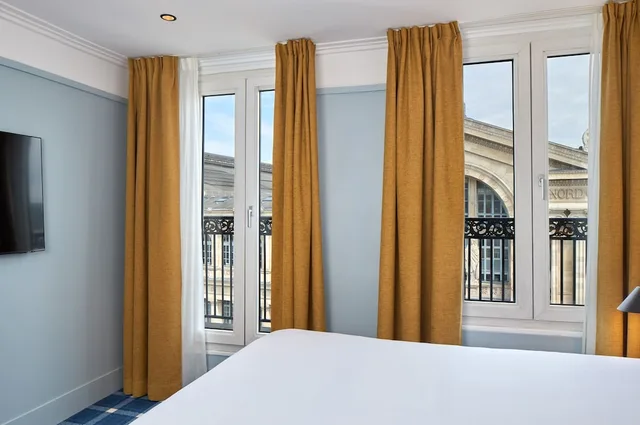 غرفة سوبيريور بسرير كوين، Timhotel Paris Gare Du Nord 2/4