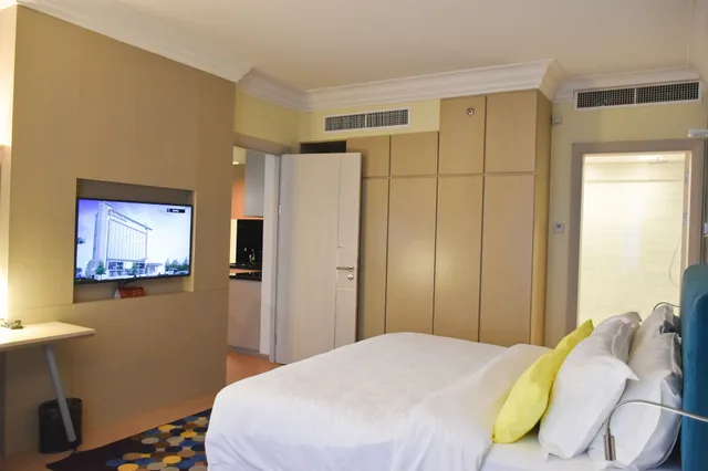 جناح جونيور بسرير كينج، UCSI HOTEL KUCHING 4/6