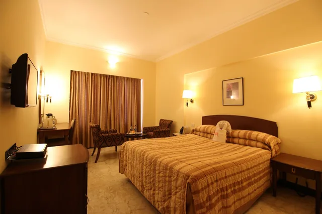 Standard, 2 King Beds, Beverly Hotel 3/4