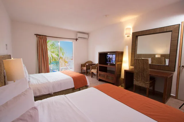 غرفة قياسية، Grand Decameron Complex Bucerias A Trademark All Inclusive 1/6
