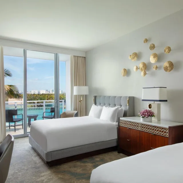 2 Bedrooms, Suite, King Bed, 2 Queen Beds, Coastline View، Ritz Carlton Bal Harbour 2/3