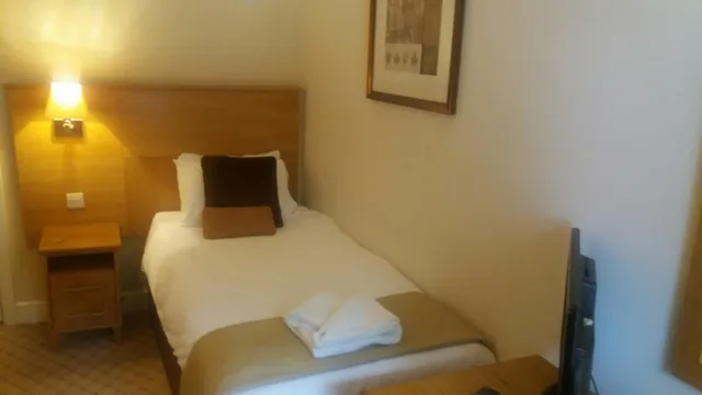 Room, Single, Wortley Hall 1/6