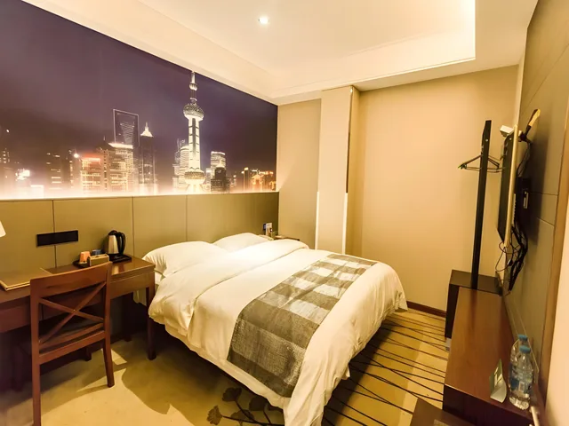 Guest Room, Double Bed, No Window، GreenTree Alliance Pudong New District Disneyland North Gate Hotel 1/1