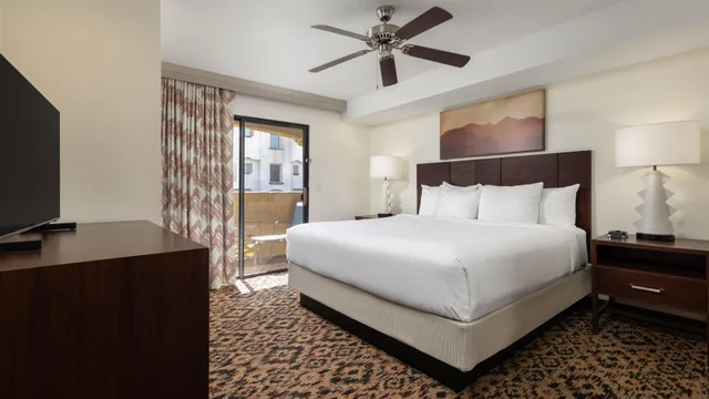غرفة قياسية بسرير كينج بغرفة نوم واحدة، Holiday Inn Club Vacations Scottsdale Resort 3/6
