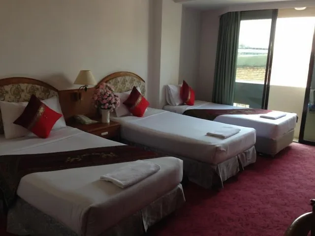 غرفة عائلية ثلاثية بسرير كينج وسرير فردي بغرفة نوم واحدة، Hatyai Merridian Hotel 4/7