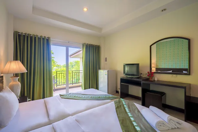 غرفة قياسية بسرير مزدوج، Suphan Lake Hometel 2/9