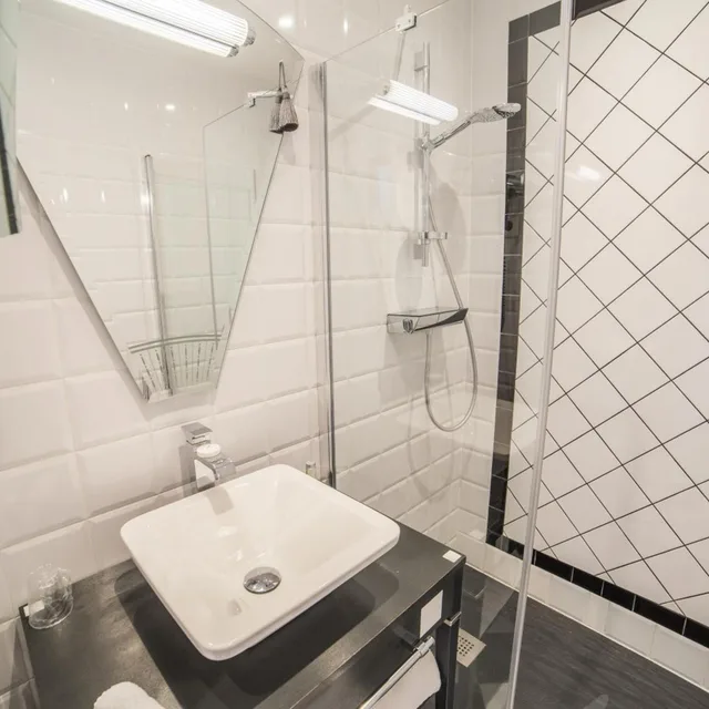 غرفة ثلاثية، Hotel Jehan de Beauce 8/10