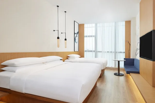 غرفة عائلية بسرير كينج بإطلالة على المدينة، Fairfield by Marriott Zibo 1/4