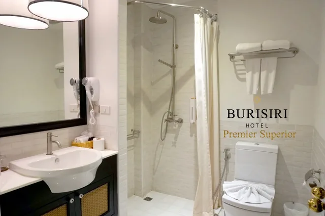 غرفة بريميير بسريرين منفصلين، Buri Siri Hotel 1/1