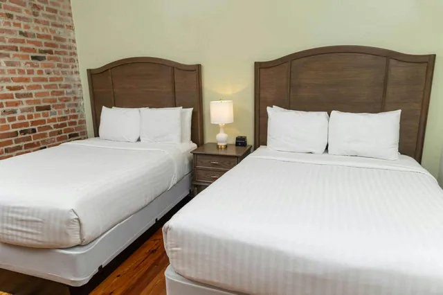 غرفة داخلية بسريرين كوين، Inn On St Ann 6/9