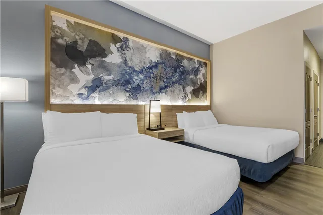غرفة بسريرين كوين بحوض استحمام لذوي الإعاقة، Best Western Plus Sanford Airport/Lake Mary Hotel 1/4