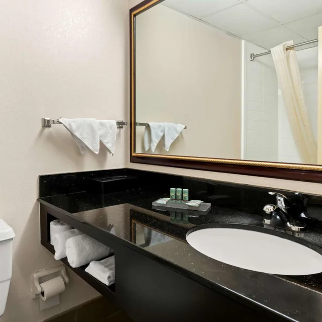 Room, King Bed, Sofa, Best Western Riverside Inn 7/8