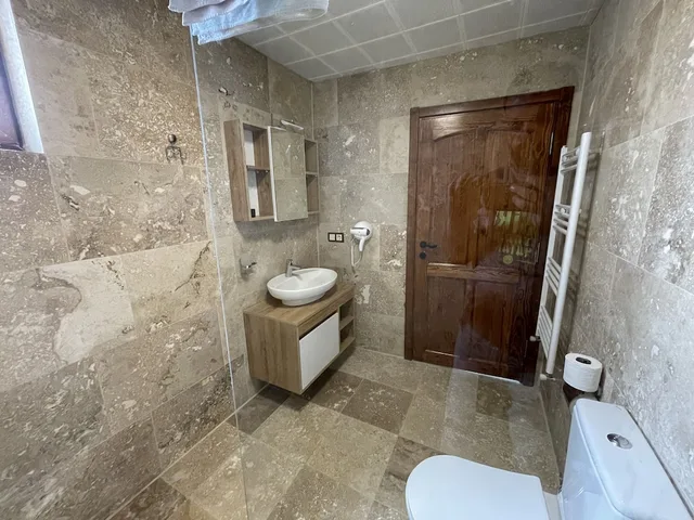 غرفة ديلوكس ثلاثية بسرير كينج وسرير فردي بغرفة نوم واحدة، Yusuf Bey House 8/9