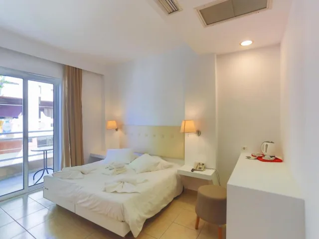 Room, Double Bed, French Balcony، Astron Hotel 1/7