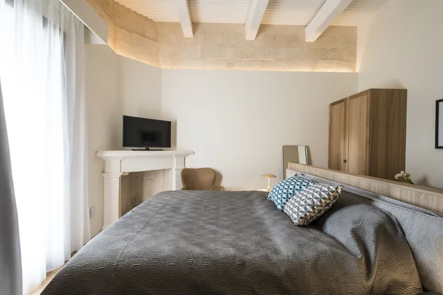 Grand, Harbor, Suite, King Bed, Sofa، Cugo Gran Macina Malta 4/10