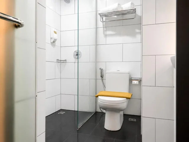 Standard, Double Bed, Kalya Hotel Bandung 8/9