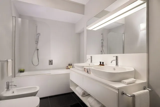 Victory, Suite, 2 King Beds, Sofa، Palazzo Scanderbeg 5/6