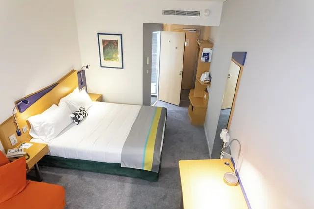 Standard, Queen Bed, Middle Floor، HOLIDAY INN EXPRESS ARRAS 3/10