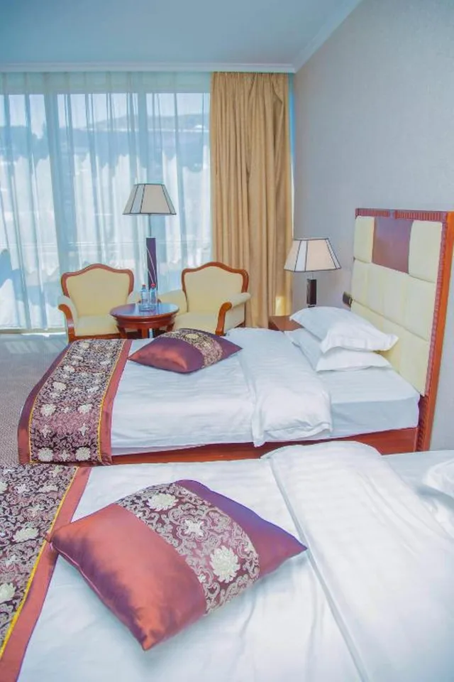 غرفة قياسية بسريرين منفصلين، Golden Coast Hotel 1/4