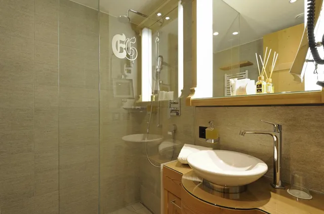 غرفة مفردة بسرير فردي، Wellness Spa Hotel Ermitage 1/1