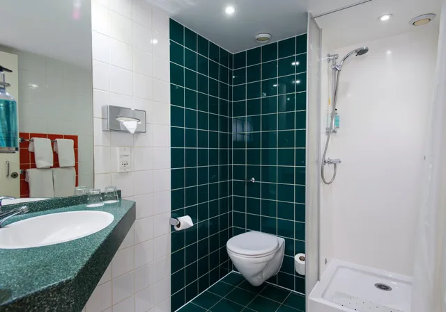 غرفة قياسية بسرير مزدوج، Holiday Inn Express London - Vauxhall Nine Elms 4/4