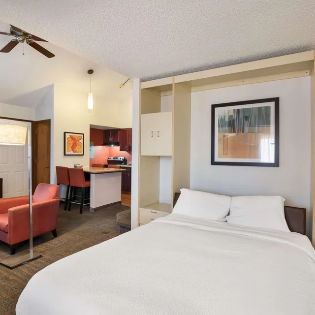 جناح بسريرين كوين مع أريكة، SenS Suites Livermore, SureStay Collection by Best Western 2/6