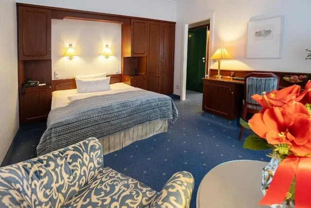 غرفة قياسية بسرير مزدوج أو سريرين منفصلين بشرفة، Bernstein Villa Kastania 4/8