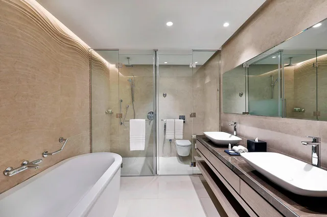 جناح تنفيذي بسرير كينج، Courtyard By Marriott Al Barsha Dubai 7/9