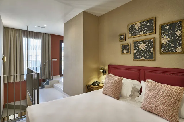 جناح دوبلكس بسريرين كوين بشرفة مع أريكة، Vincci Molviedro Suites Apartments 3/8