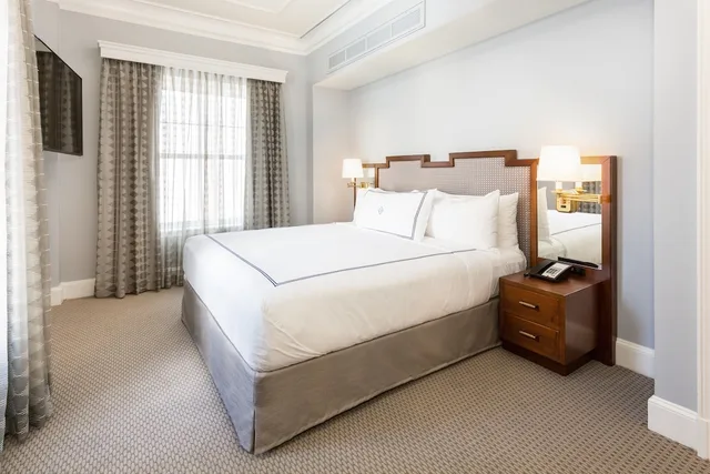 Penthouse, Suite, King Bed، The Lancaster Hotel 1/4