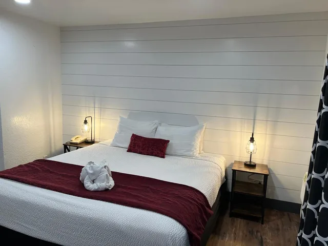 جناح سوبيريور بسرير كينج، Heavenly Inn Lake Tahoe 4/8
