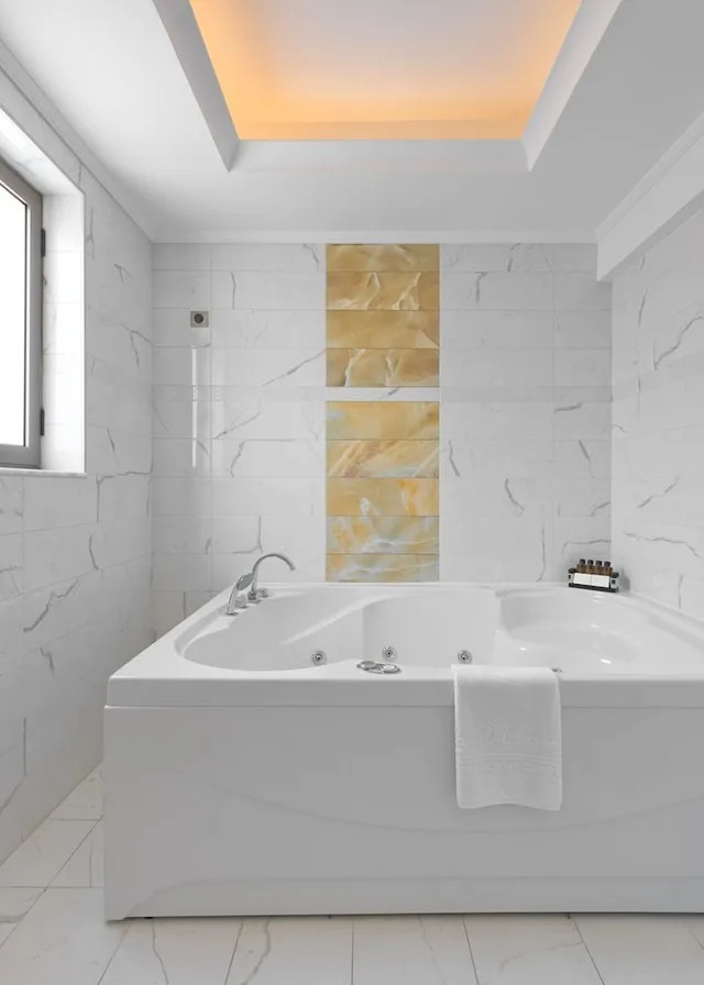 فيلا بريميوم بسرير كينج وسرير كوين بمسبح خاص، La Marquise Luxury Resort Complex 3/3