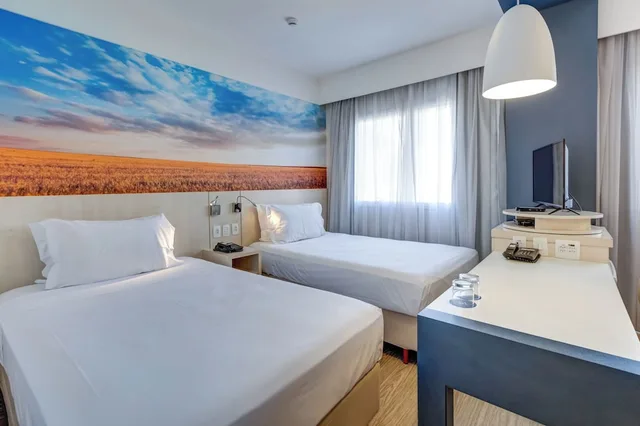 غرفة سوبيريور بسريرين منفصلين، Comfort Suites Alphaville 2/9