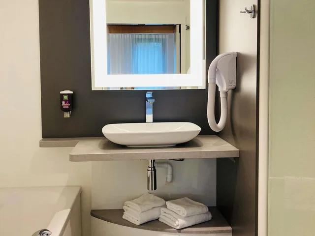 جناح عائلي بسرير مزدوج مع أريكة، Ibis Styles Lille Aeroport 9/10