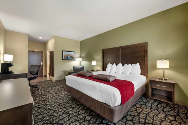 غرفة مفردة بسرير كينج، Best Western Plus Lakeview Hotel 1/4