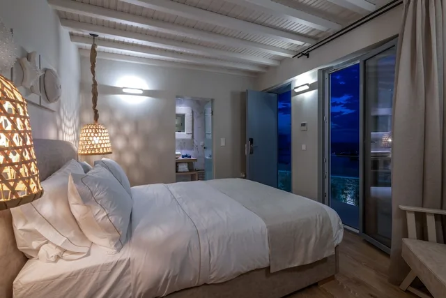 جناح سوبيريور بسرير كوين بإطلالة على البحر، Oniro Suites 3/4